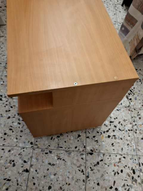 Tv bænk